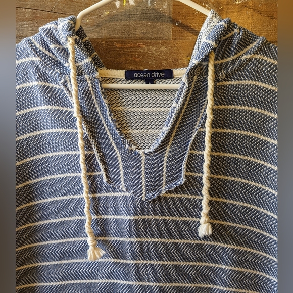 Ocean Drive Raw Edge Hooded Sweatshirt Drop Shoulder - Picture 6 of 16